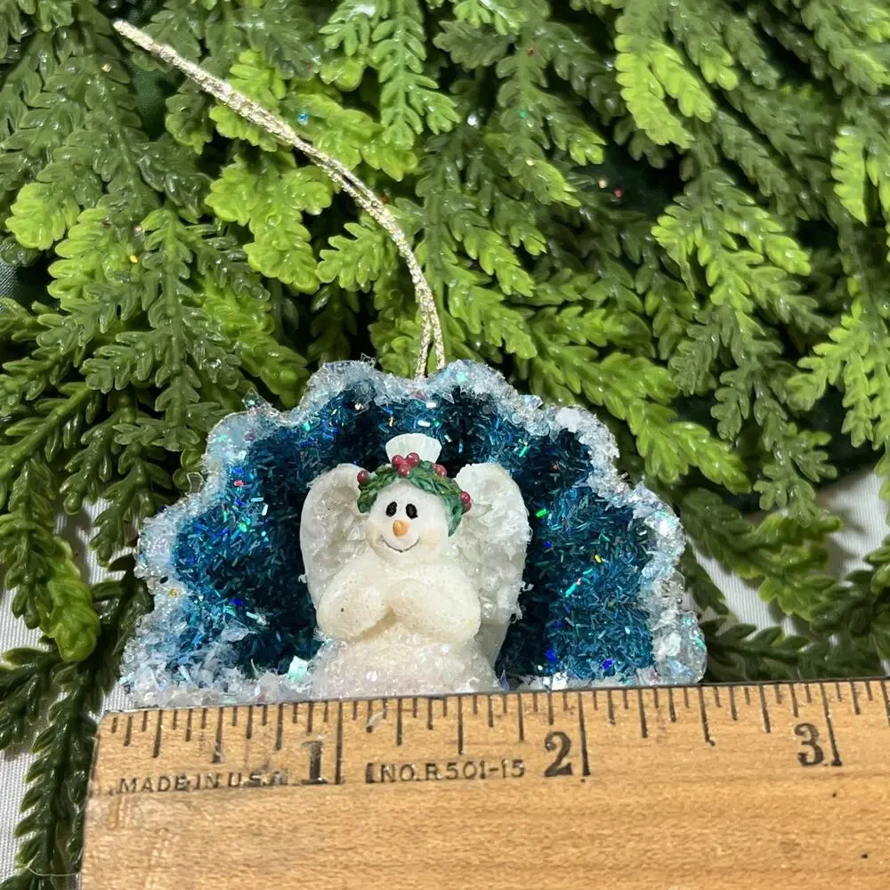 Vintage Round Tart Tin Snowman Snow Diorama Mid Century Glitter Ornament